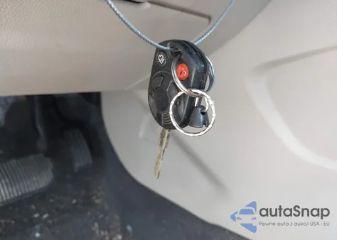 2013 Ford Focus Se z USA, uszkodzony, nr VIN 1FADP3F28DL168373